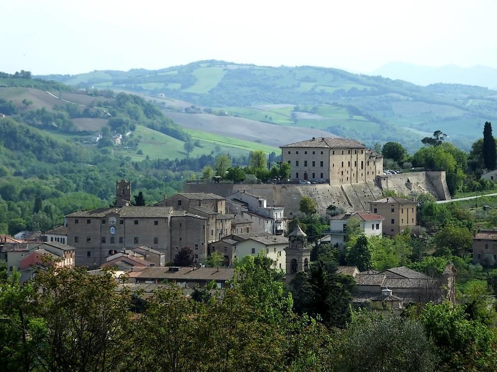 شقة Il Borghetto San Lorenzo in Campo المظهر الخارجي الصورة